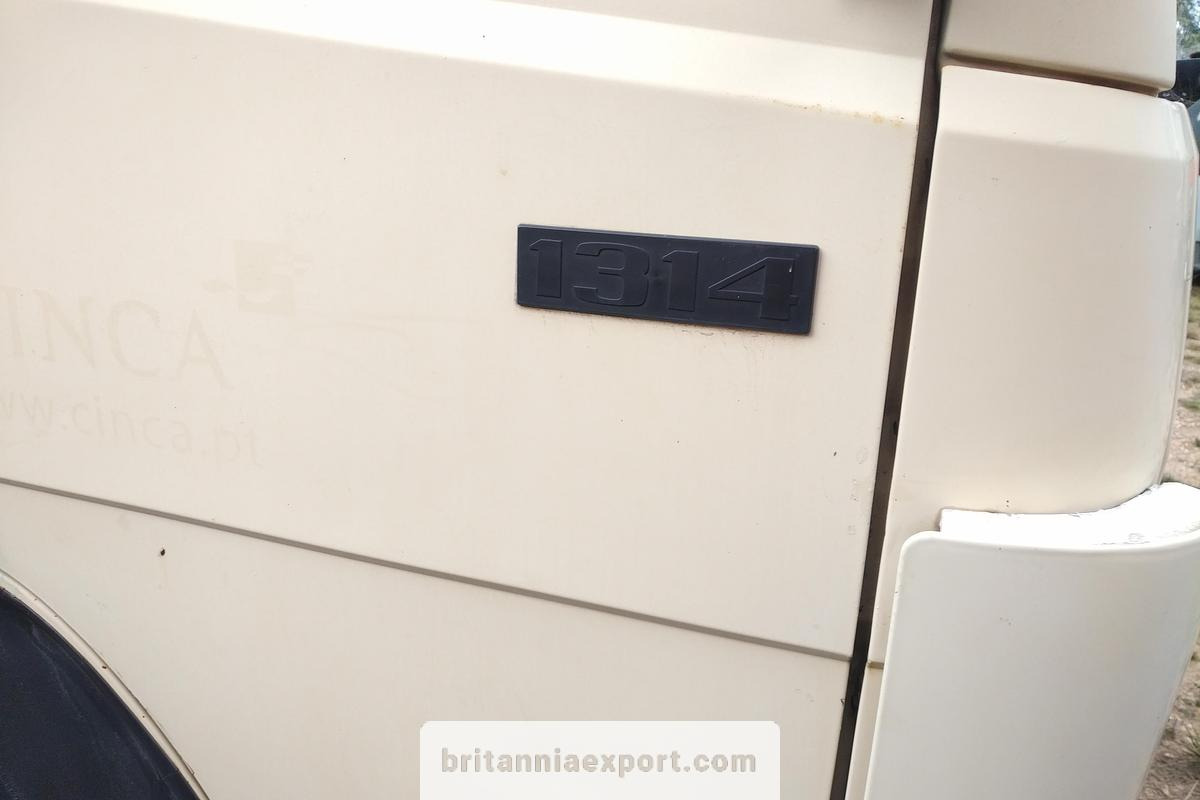 MERCEDES-BENZ 1314 | OM366 6 Cylinder | 4x2 6 Tyres | 13 Ton | On Springs - Dropside/ Flatbed truck: picture 3 MERCEDES-BENZ 1314 | OM366 6 Cylinder | 4x2 6 Tyres | 13 Ton | On Springs - Dropside/ Flatbed truck: picture 3