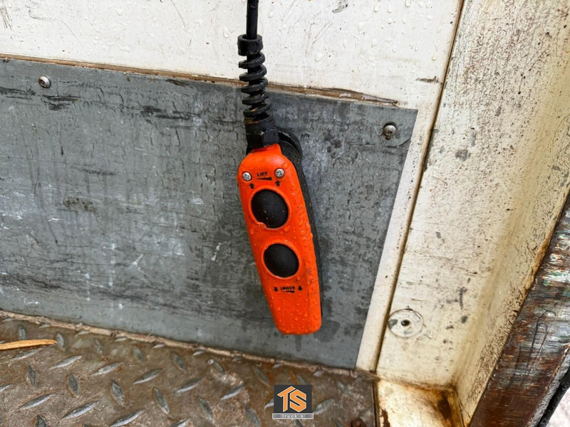 DAF FA 12T LF 210 LADEBORDWAND - TOP TRUCK - Box truck: picture 5 DAF FA 12T LF 210 LADEBORDWAND - TOP TRUCK - Box truck: picture 5