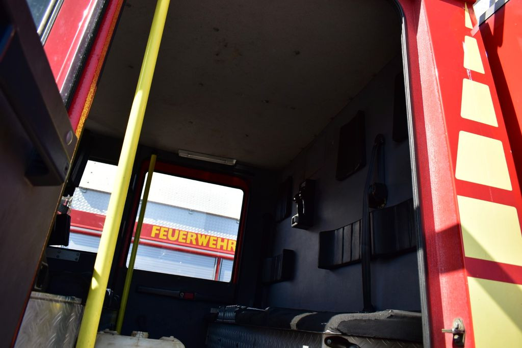 Fire engine MAN 4x4 Firetruck Feuerwehr DOKA Expedition Camper: picture 24 Fire engine MAN 4x4 Firetruck Feuerwehr DOKA Expedition Camper: picture 24