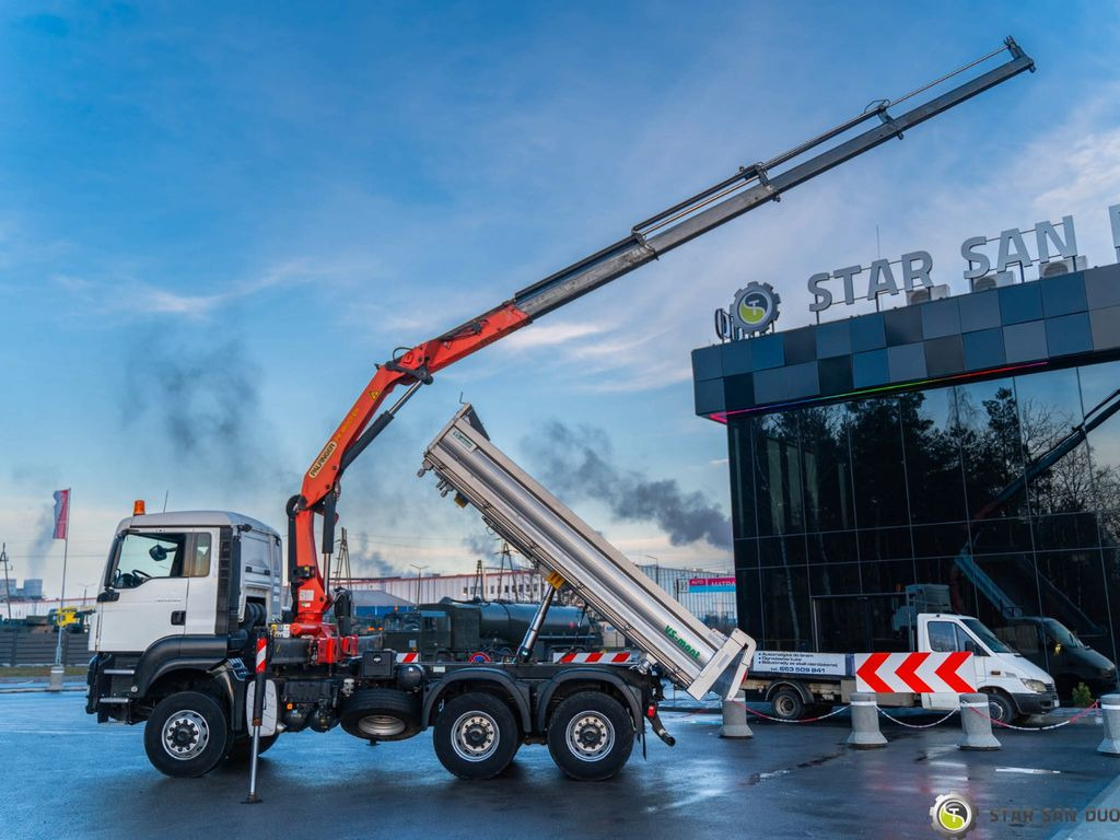 MAN 6x6 TGS 26.360 PALFINGER PK 18002 Kipper KRAN - Tipper, Crane truck: picture 4 MAN 6x6 TGS 26.360 PALFINGER PK 18002 Kipper KRAN - Tipper, Crane truck: picture 4
