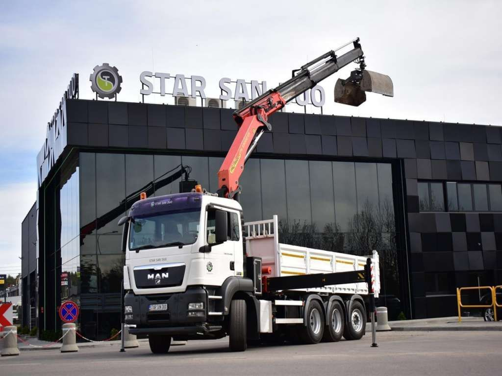 MAN  TGS 35.400 8X4 PALFINGER PK 33002 CRANE KIPPER - Crane truck: picture 5 MAN  TGS 35.400 8X4 PALFINGER PK 33002 CRANE KIPPER - Crane truck: picture 5