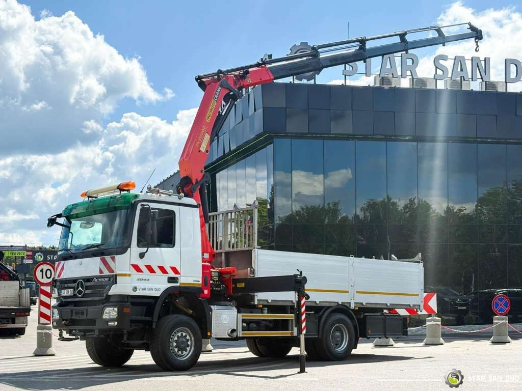 Mercedes-Benz ACTROS 2044A 4x4 Palfinger PK 20002 hds Crane - Crane truck: picture 1 Mercedes-Benz ACTROS 2044A 4x4 Palfinger PK 20002 hds Crane - Crane truck: picture 1