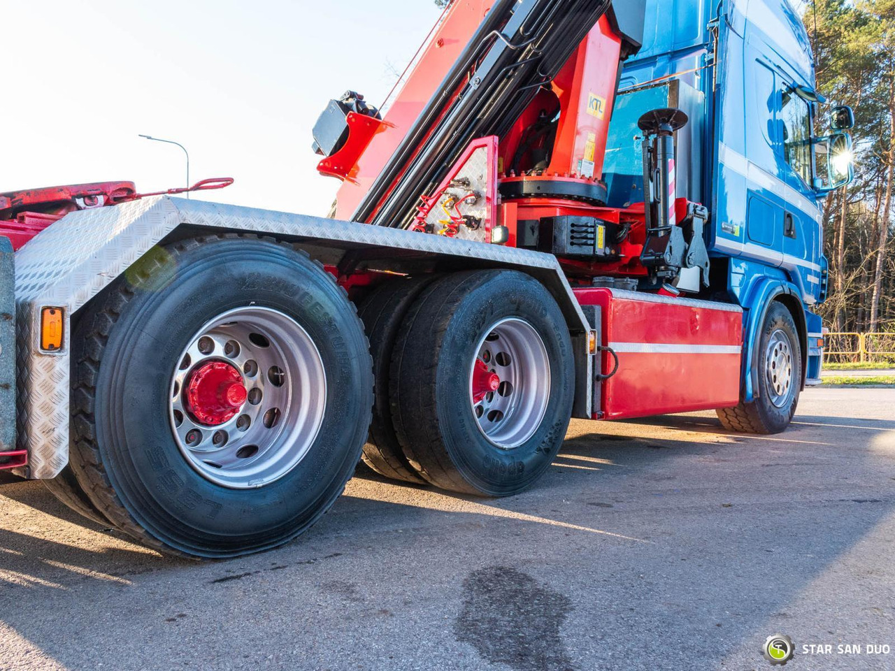 Crane truck : picture 13