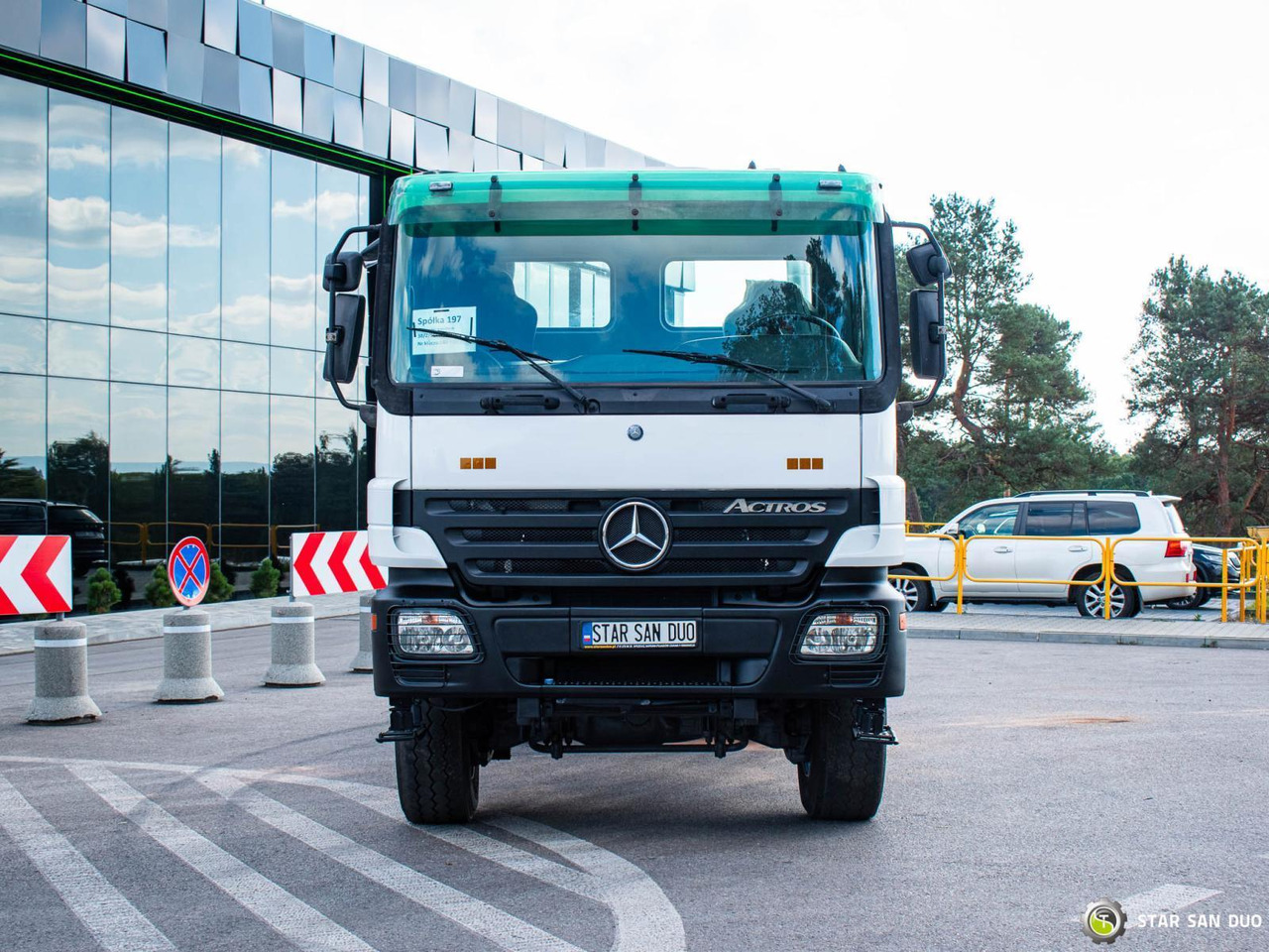 - Cab chassis truck: picture 3 - Cab chassis truck: picture 3