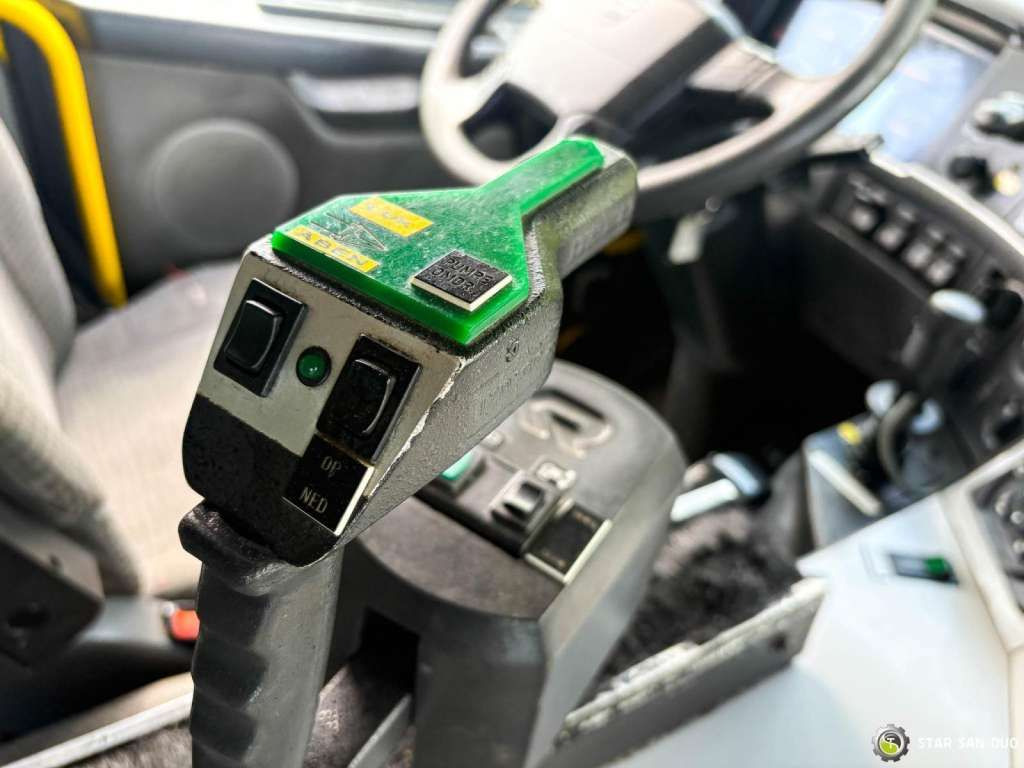 Leasing of  Volvo  FM 460 6x6 Rosenbauer Fire Truck LSP Water Tank Volvo  FM 460 6x6 Rosenbauer Fire Truck LSP Water Tank: picture 24