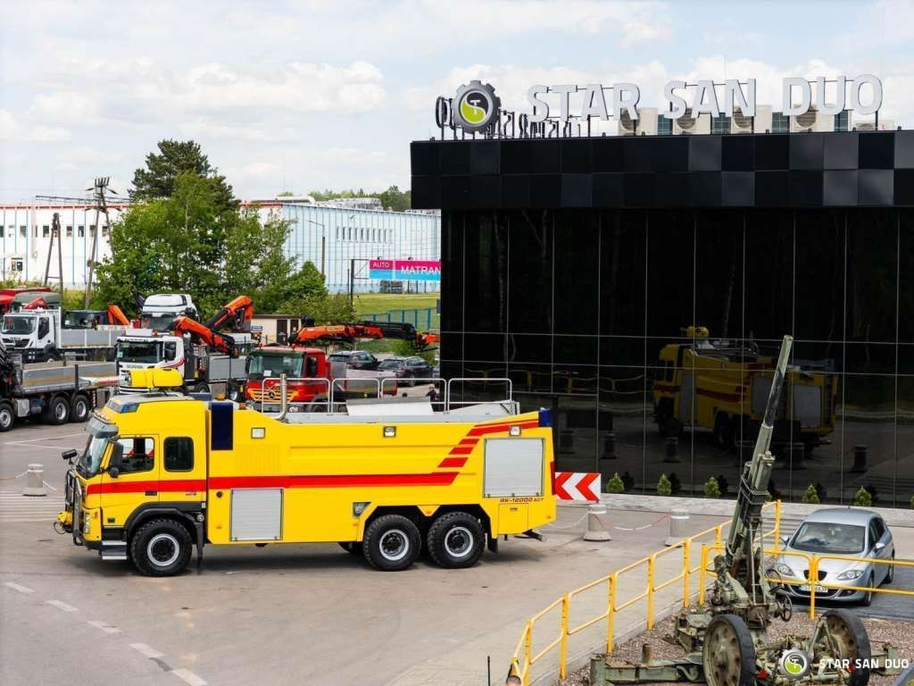 Leasing of  Volvo  FM 460 6x6 Rosenbauer Fire Truck LSP Water Tank Volvo  FM 460 6x6 Rosenbauer Fire Truck LSP Water Tank: picture 7