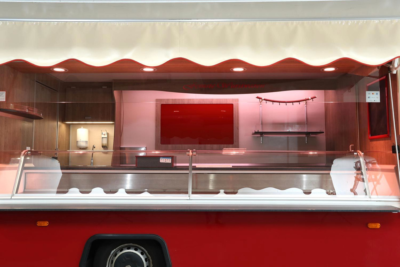 Renault Master - Food truck: picture 3 Renault Master - Food truck: picture 3