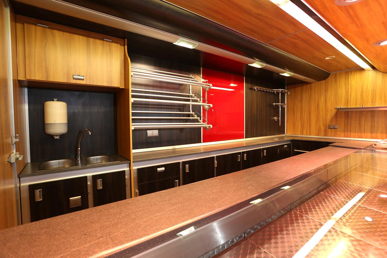 Wochenmarktmobil BORCO HÖHNS - Food truck: picture 4 Wochenmarktmobil BORCO HÖHNS - Food truck: picture 4