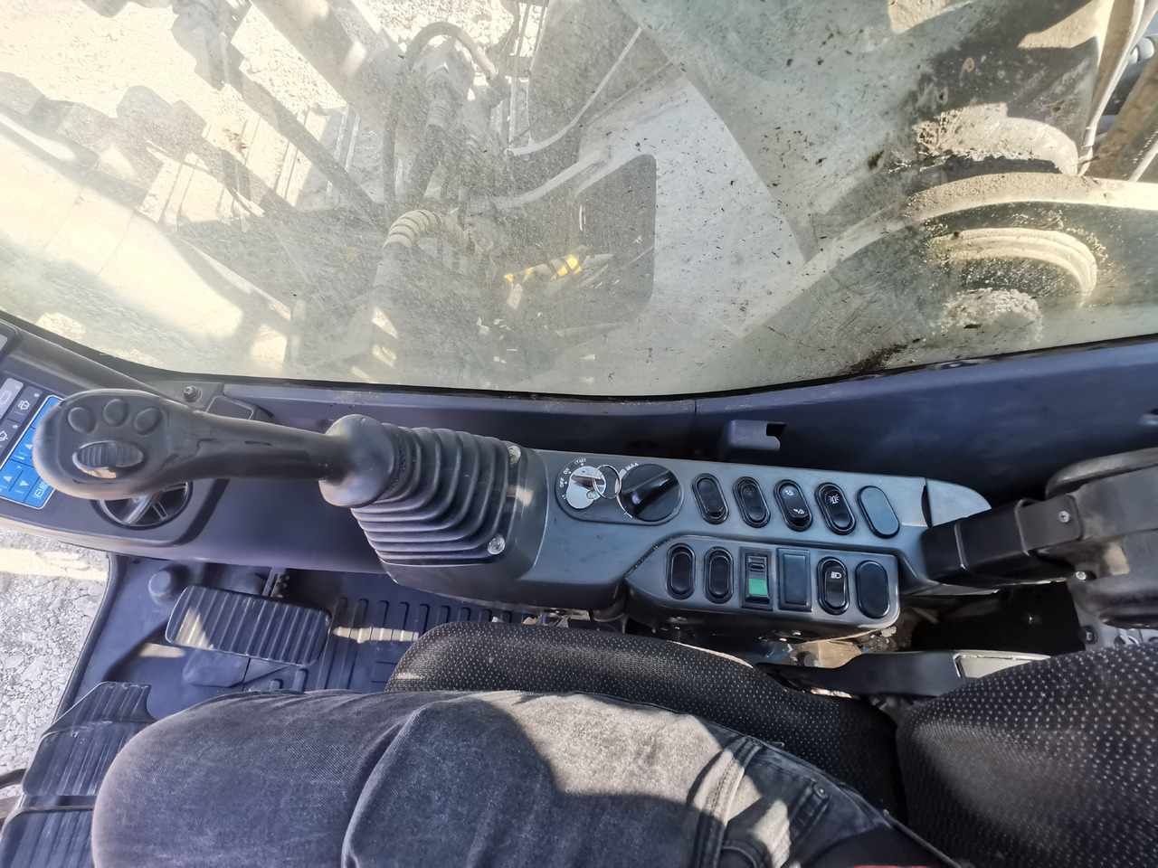 Crawler excavator Komatsu PC 350: picture 13