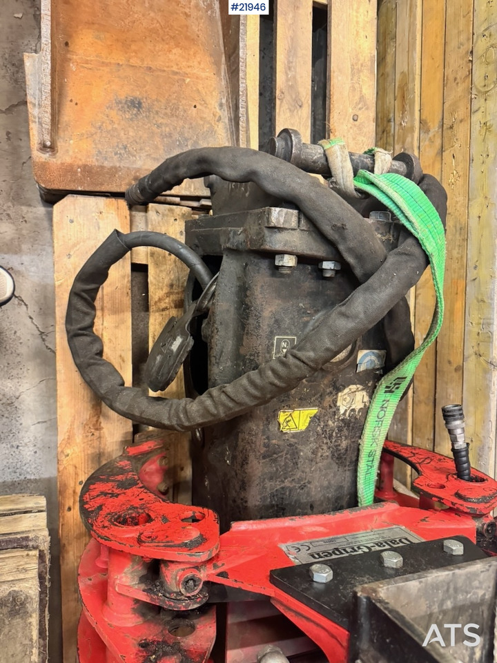 Caterpillar Pigghammer - Hydraulic hammer: picture 2 Caterpillar Pigghammer - Hydraulic hammer: picture 2