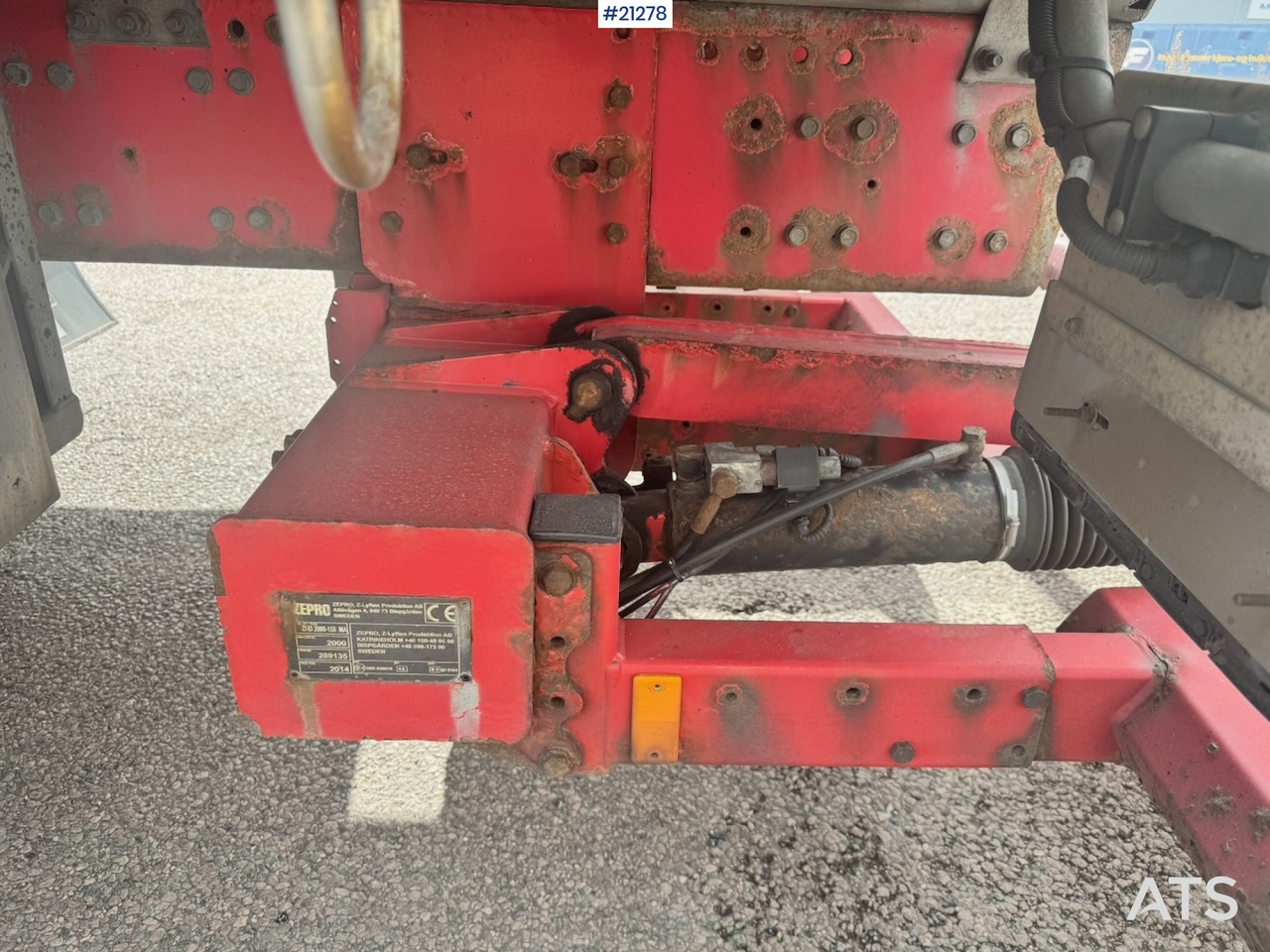 Box truck DAF CF440: picture 28