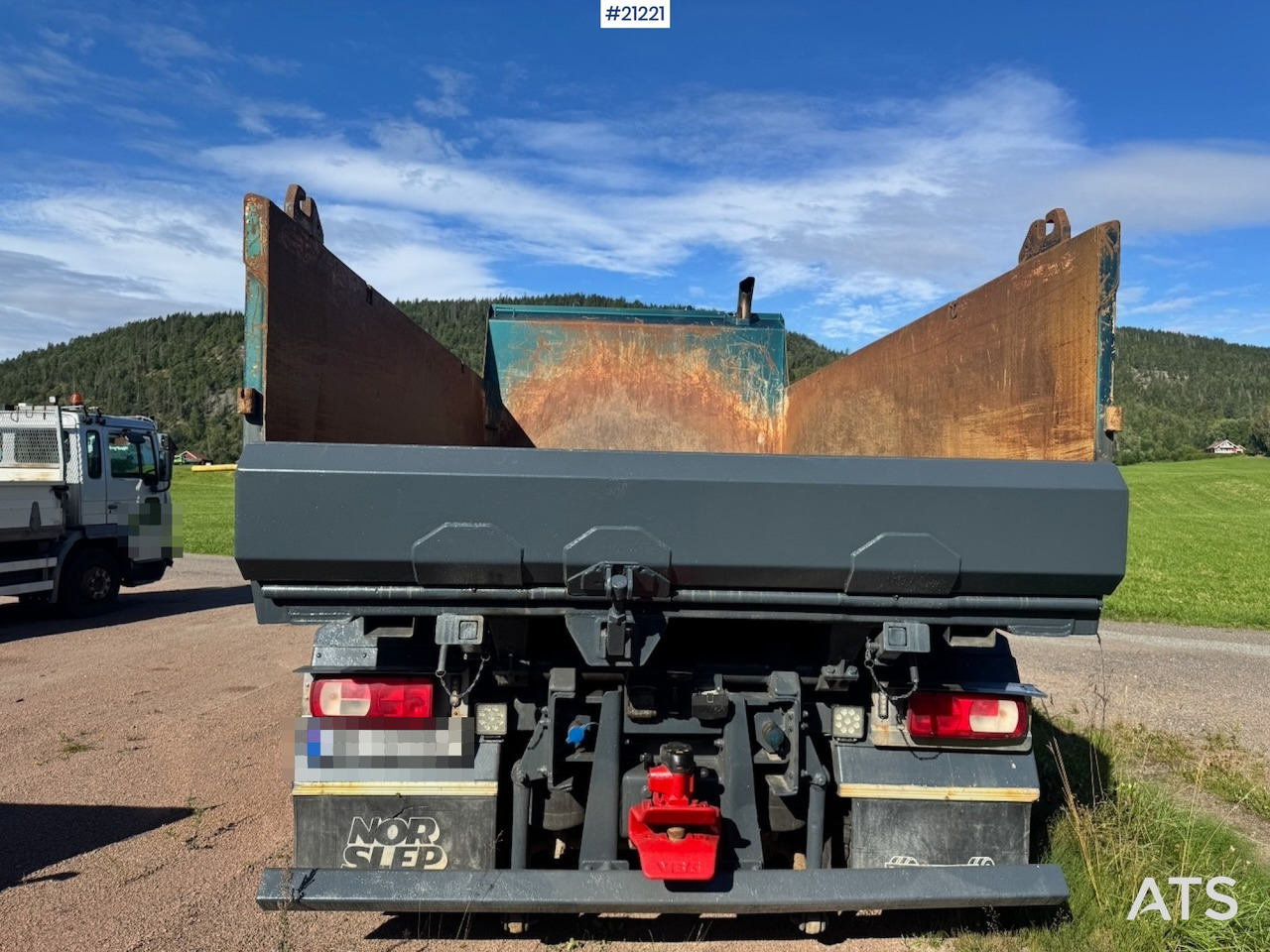 DAF XF 105.460 - Tipper: picture 5 DAF XF 105.460 - Tipper: picture 5