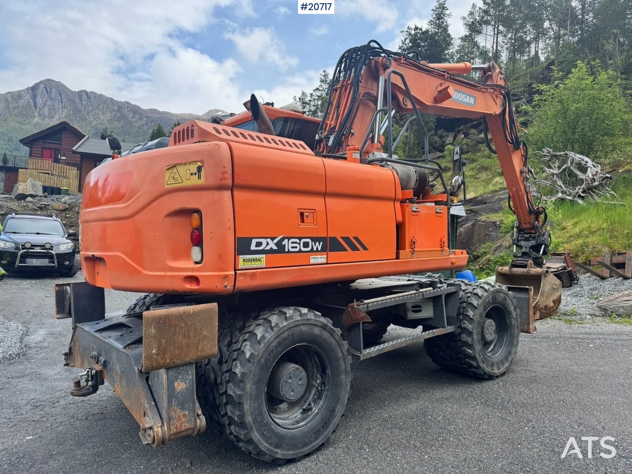 Doosan DX140W-3 - Excavator: picture 5 Doosan DX140W-3 - Excavator: picture 5