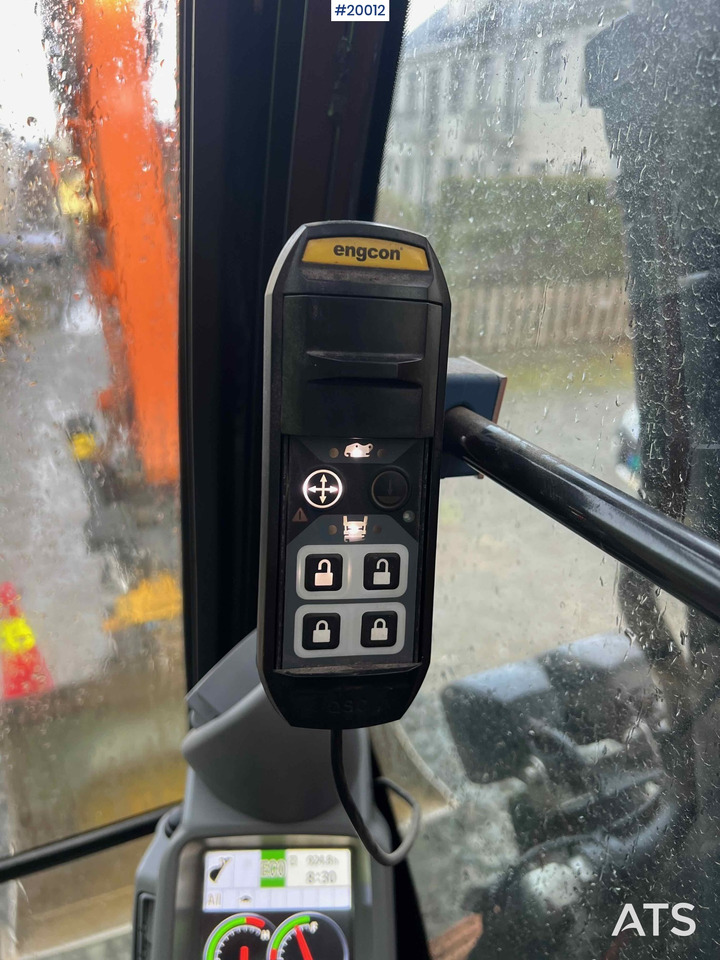 Excavator Hitachi ZX85 US-6: picture 17