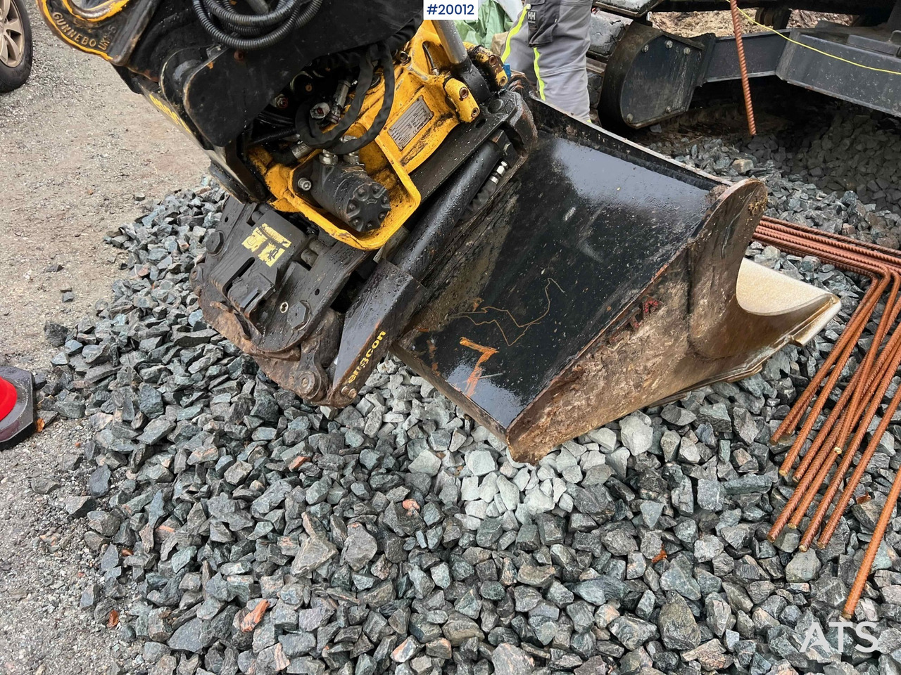 Excavator Hitachi ZX85 US-6: picture 25