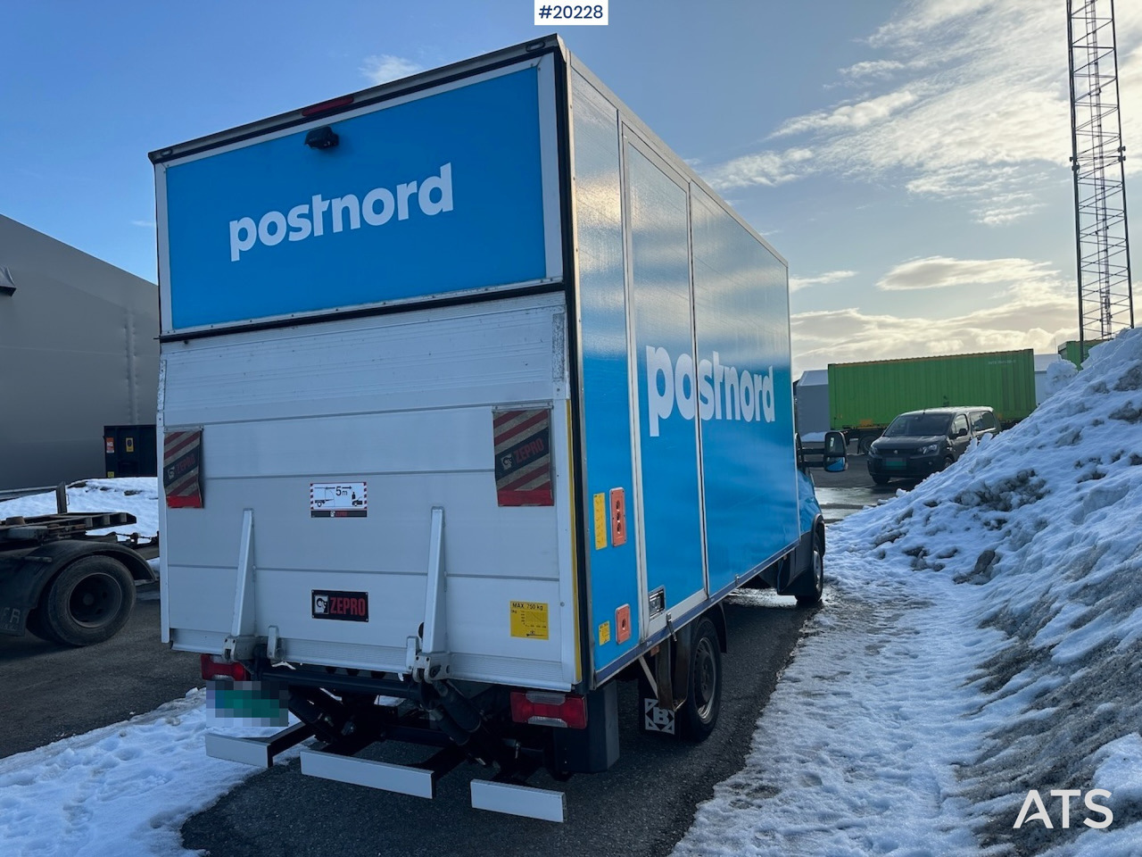 Iveco 35S16 - Closed box van: picture 3 Iveco 35S16 - Closed box van: picture 3
