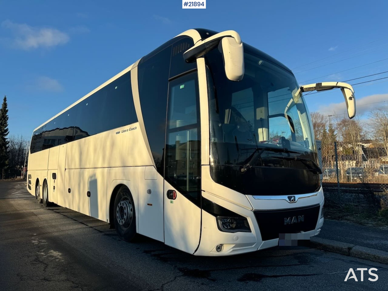 MAN Lion´s Coach 6x2 Turbuss. 63 seter. SE VIDEO - Coach: picture 4 MAN Lion´s Coach 6x2 Turbuss. 63 seter. SE VIDEO - Coach: picture 4