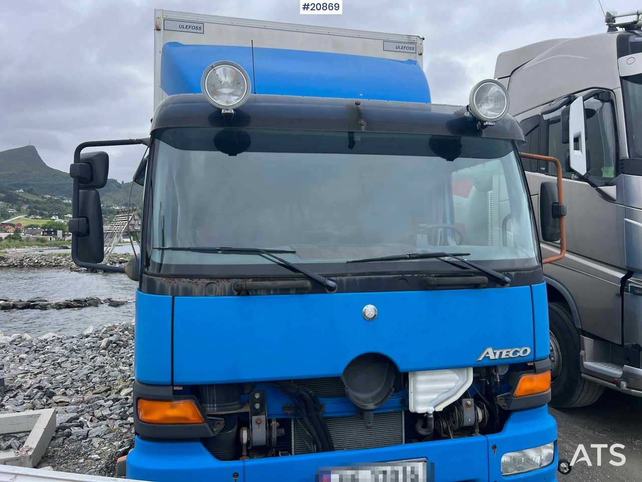 Mercedes 1523 4x2 skapbil m/ full sideåpning og lift Rep.objekt - Box truck: picture 3 Mercedes 1523 4x2 skapbil m/ full sideåpning og lift Rep.objekt - Box truck: picture 3