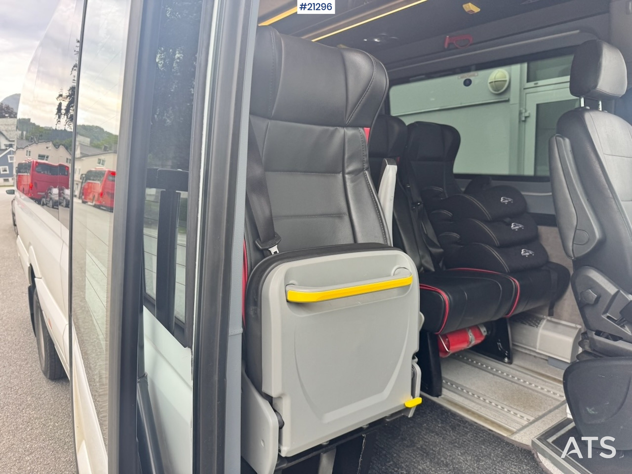 Leasing of Mercedes 519 CDI Mercedes 519 CDI: picture 31 Leasing of Mercedes 519 CDI Mercedes 519 CDI: picture 31