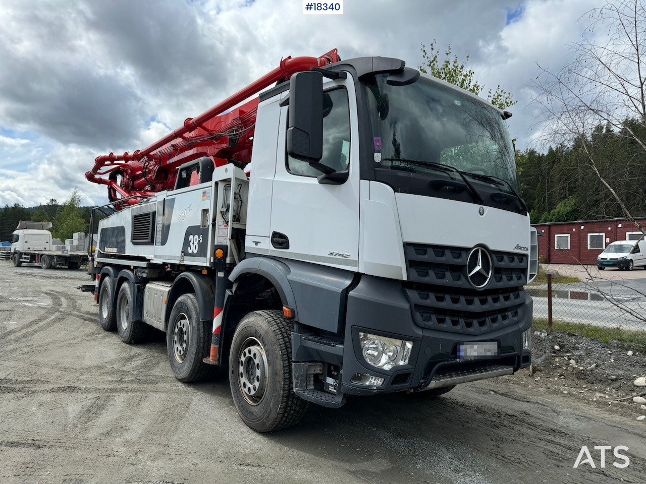 Mercedes Arocs - Concrete pump truck: picture 1 Mercedes Arocs - Concrete pump truck: picture 1