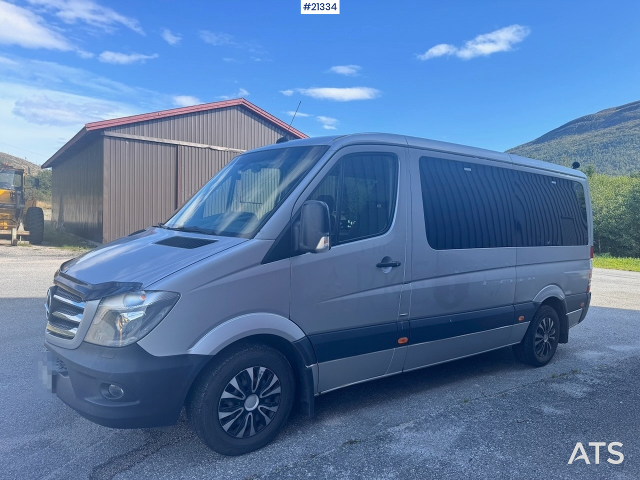 Mercedes Sprinter - Minibus, People carrier: picture 3 Mercedes Sprinter - Minibus, People carrier: picture 3