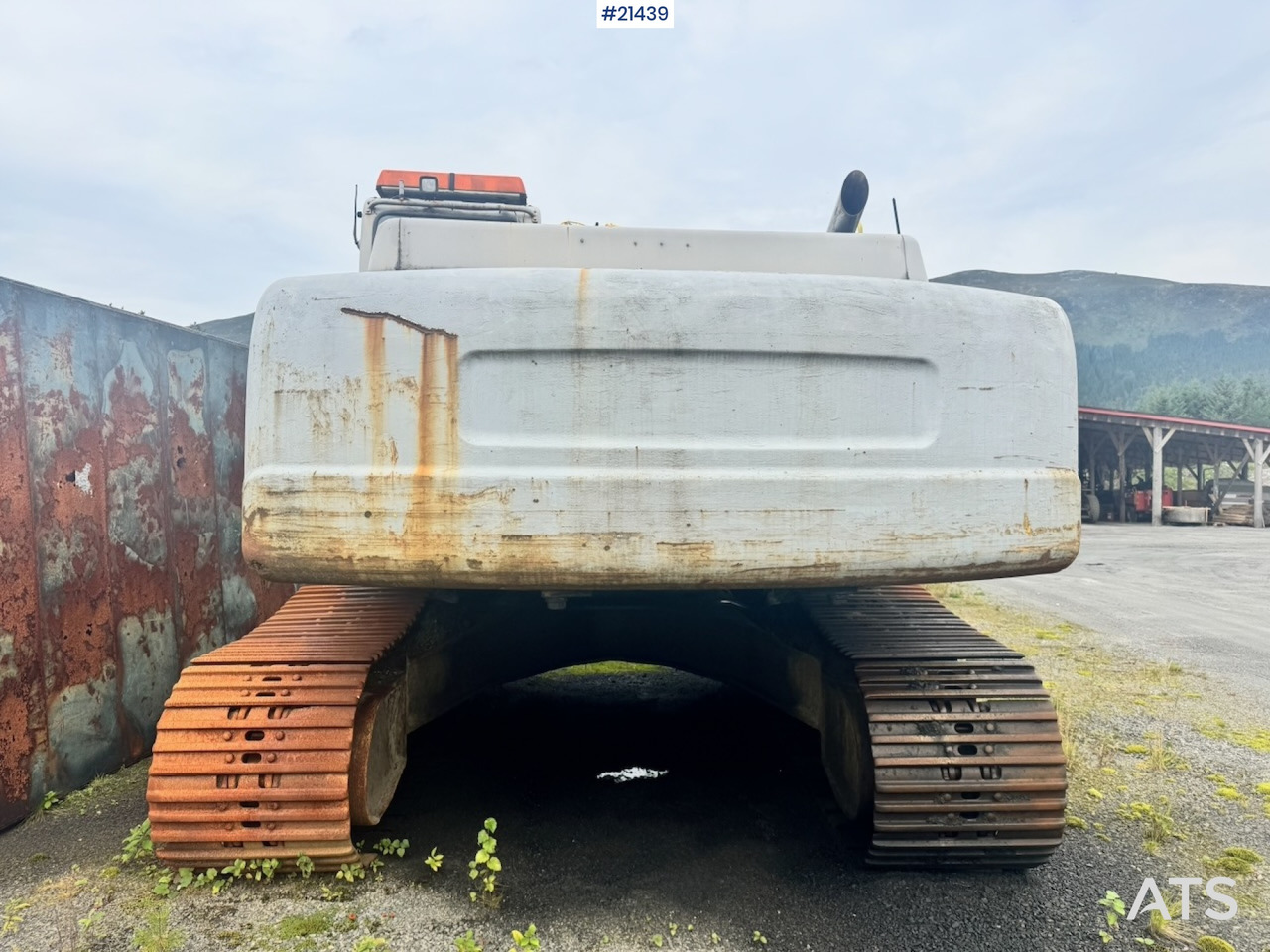 New Holland E305 - Crawler excavator: picture 3 New Holland E305 - Crawler excavator: picture 3