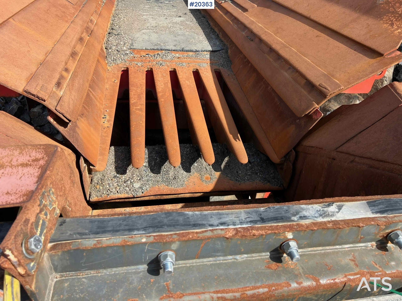 Jaw crusher Sandvik UJ440I: picture 24