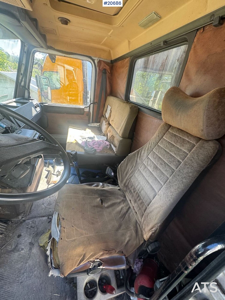 Tipper Scania 112H: picture 14