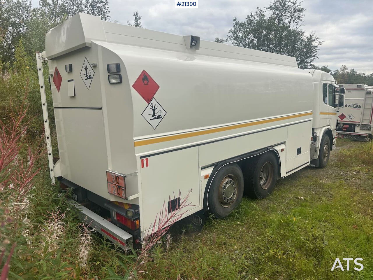 Scania R380 - Tanker truck: picture 5 Scania R380 - Tanker truck: picture 5