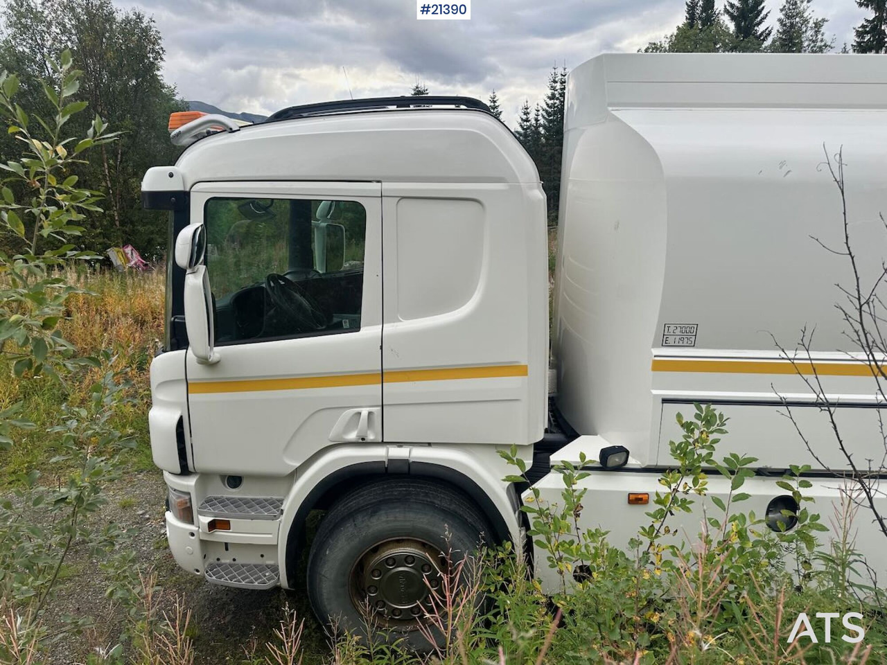 Scania R380 - Tanker truck: picture 3 Scania R380 - Tanker truck: picture 3