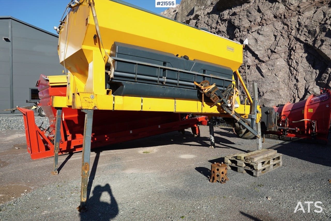 Schmidt Schmidt Stratos B70-36 sandstrøer med styringspanel - Sand/ Salt spreader: picture 1 Schmidt Schmidt Stratos B70-36 sandstrøer med styringspanel - Sand/ Salt spreader: picture 1