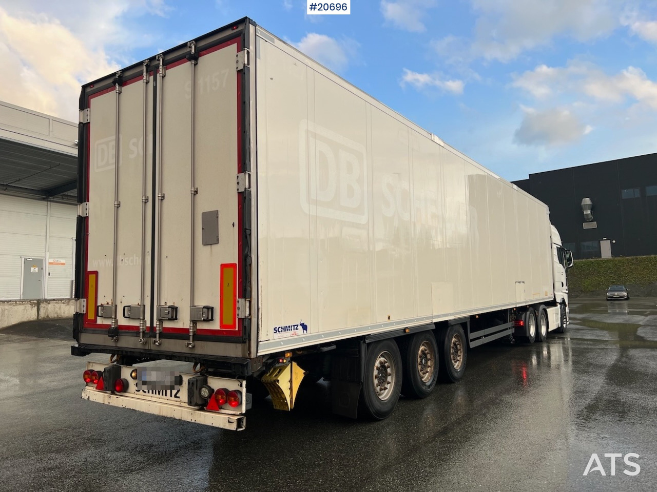 Schmitz thermotralle m/ Ny FRC godkjenning til 6/2028 , bommer, 2 temp soner & ny service - Refrigerated semi-trailer: picture 4 Schmitz thermotralle m/ Ny FRC godkjenning til 6/2028 , bommer, 2 temp soner & ny service - Refrigerated semi-trailer: picture 4