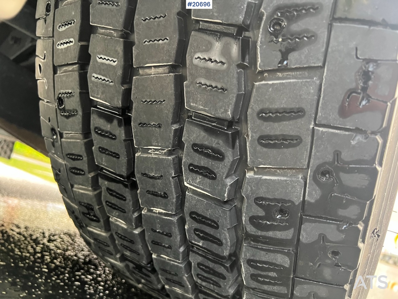 Schmitz thermotralle m/ Ny FRC godkjenning til 6/2028 , bommer, 2 temp soner & ny service - Refrigerated semi-trailer: picture 5 Schmitz thermotralle m/ Ny FRC godkjenning til 6/2028 , bommer, 2 temp soner & ny service - Refrigerated semi-trailer: picture 5