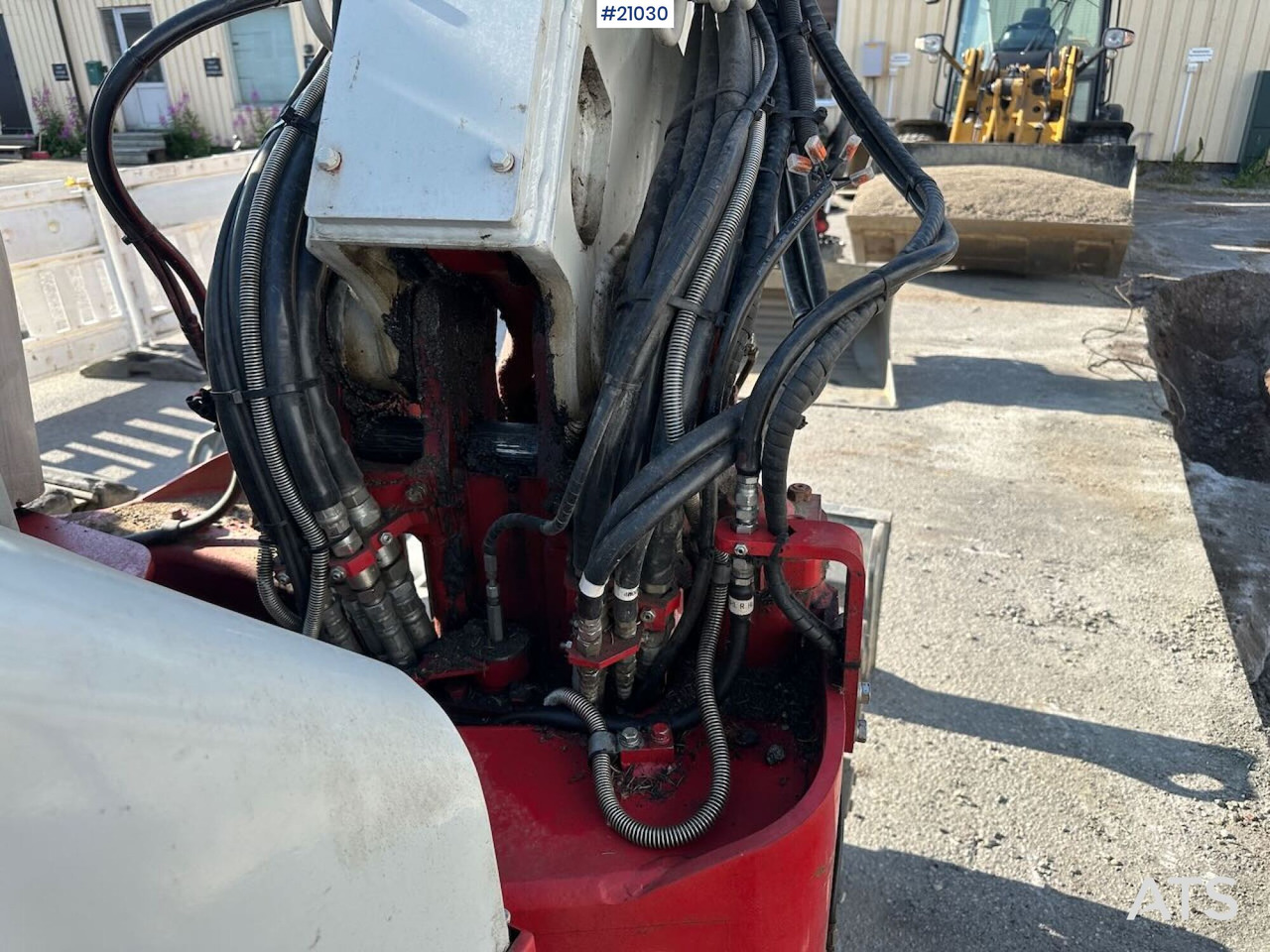 Mini excavator Takeuchi TB280FR: picture 22