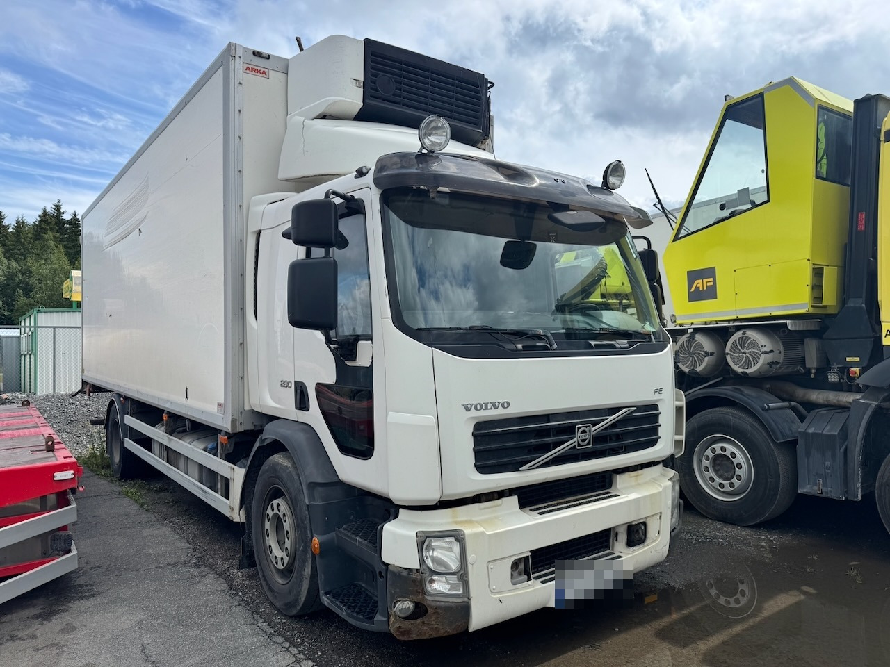 Volvo FE280 - Box truck: picture 2 Volvo FE280 - Box truck: picture 2