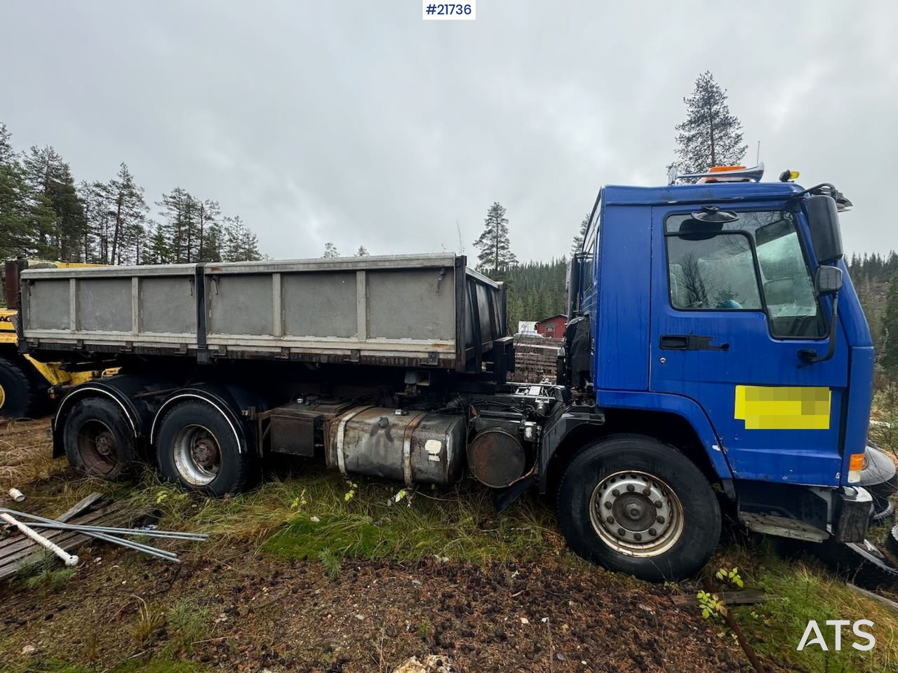 Volvo FL12 m/ 22 t/m Palfinger kran, tømmerflak, Dumperkasse og plan. - Crane truck: picture 2 Volvo FL12 m/ 22 t/m Palfinger kran, tømmerflak, Dumperkasse og plan. - Crane truck: picture 2