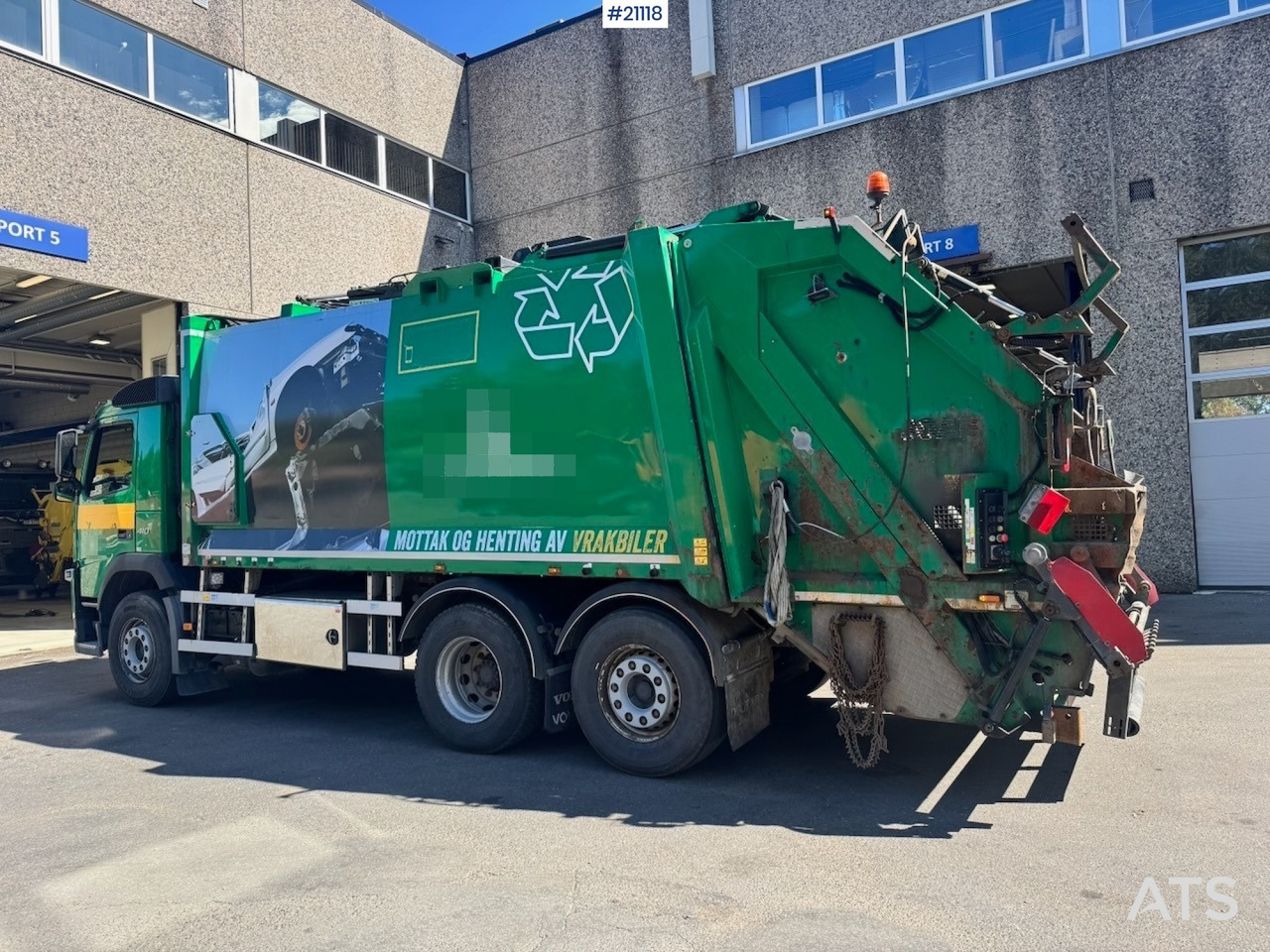 Volvo FM410 - Refuse truck: picture 4 Volvo FM410 - Refuse truck: picture 4