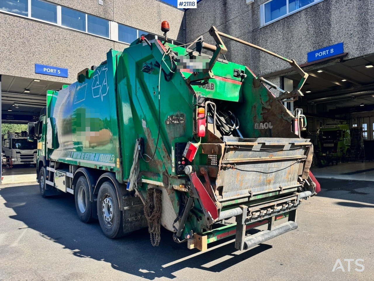 Volvo FM410 - Refuse truck: picture 5 Volvo FM410 - Refuse truck: picture 5