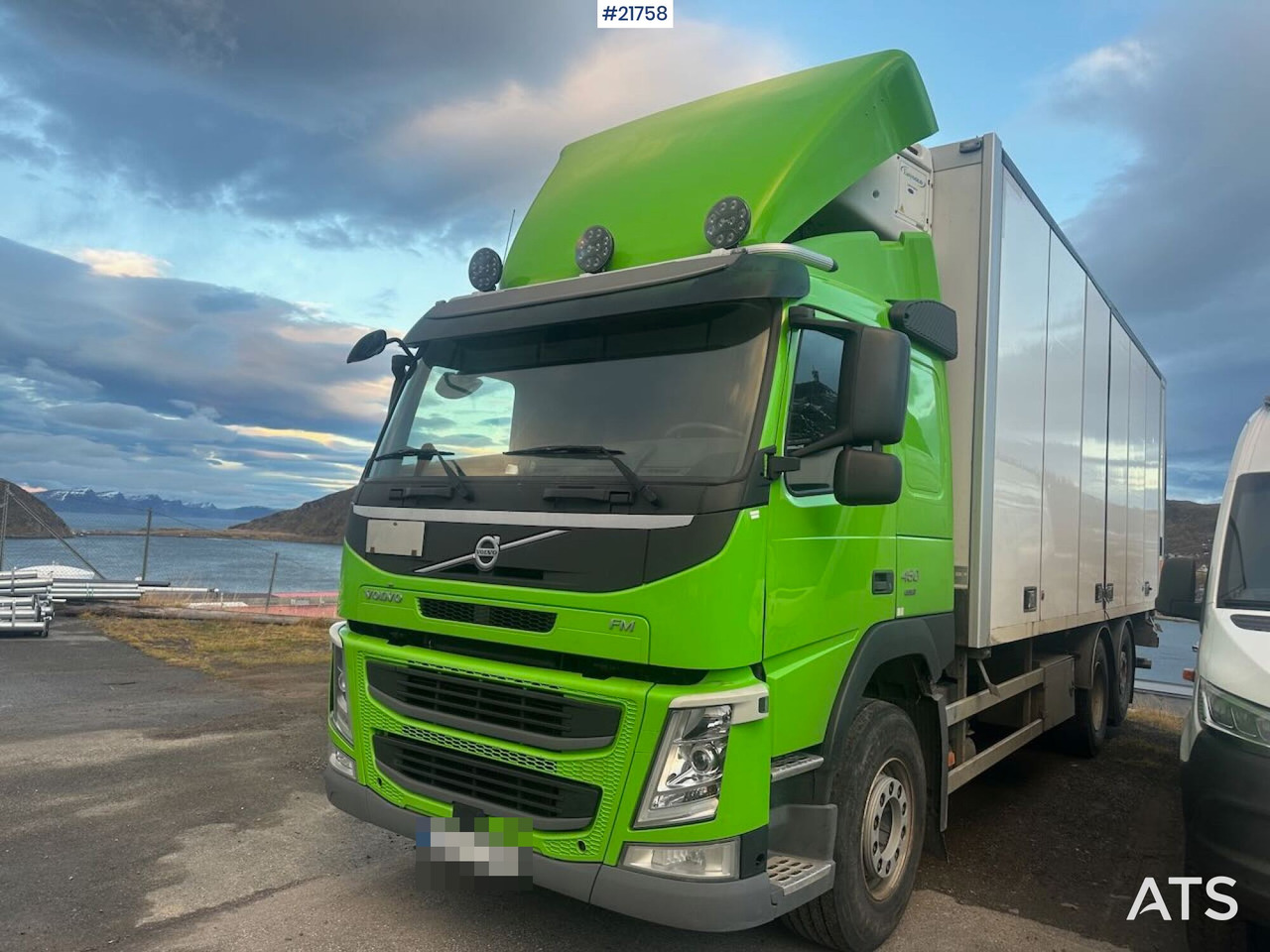 Volvo FM450 - Refrigerated truck: picture 1 Volvo FM450 - Refrigerated truck: picture 1