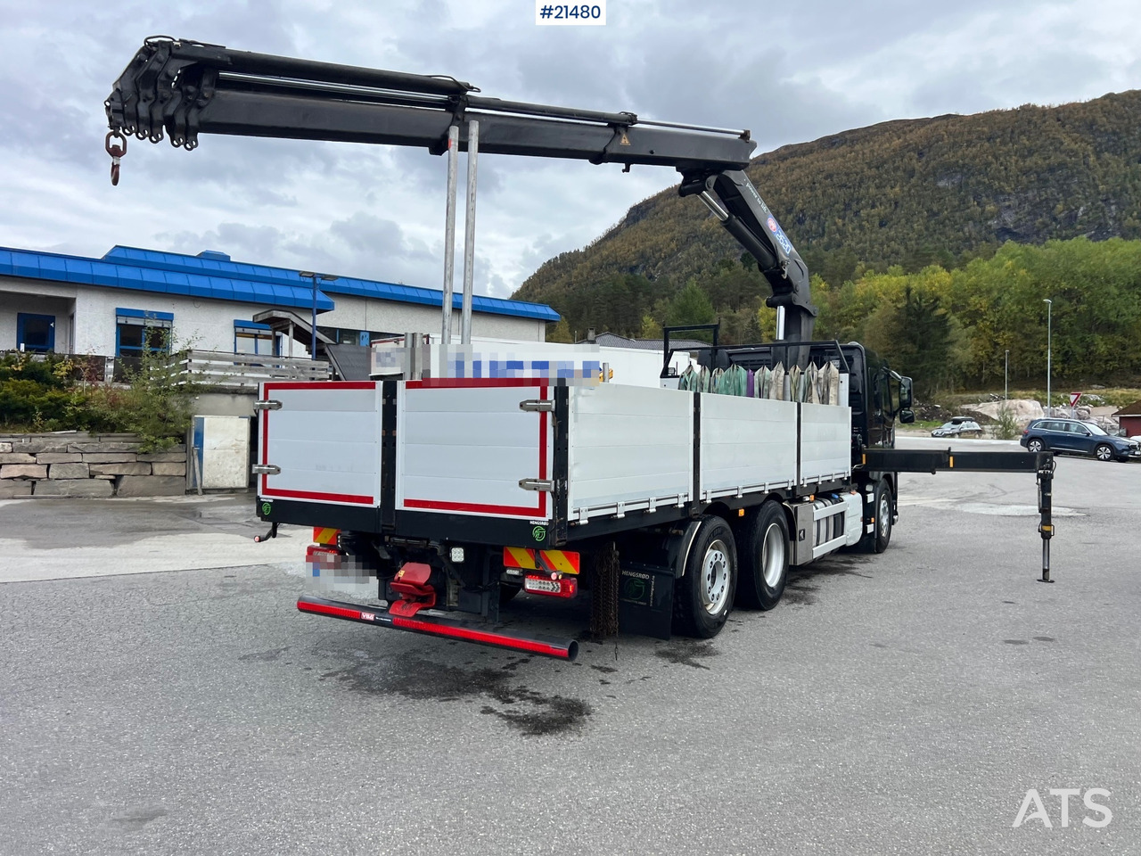 Crane truck Volvo FM460: picture 24