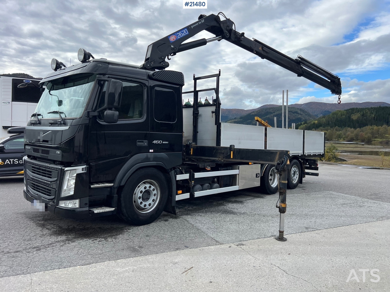 Crane truck Volvo FM460: picture 10