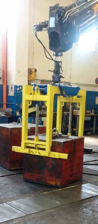 Brick stack grapple PL-02 - Clamp for Truck mounted crane: picture 4 Brick stack grapple PL-02 - Clamp for Truck mounted crane: picture 4