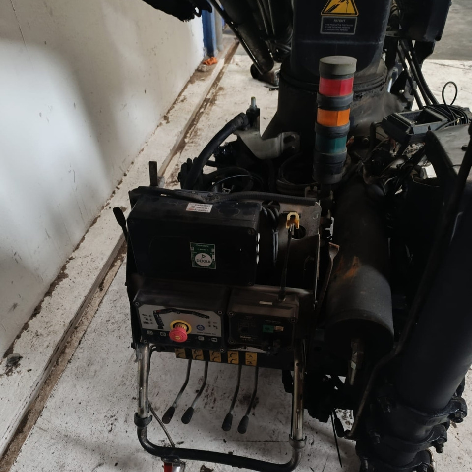 HIAB 166 E-4 HIPRO - Truck mounted crane: picture 5 HIAB 166 E-4 HIPRO - Truck mounted crane: picture 5