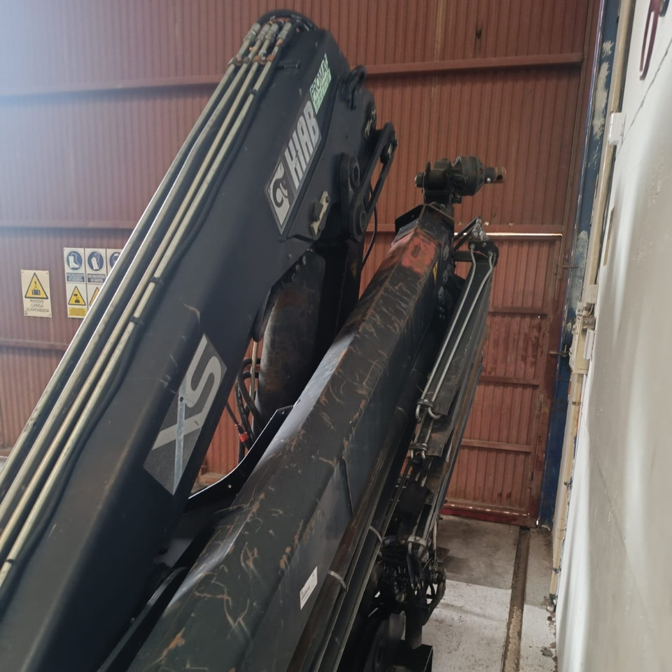 HIAB 166 E-4 HIPRO - Truck mounted crane: picture 3 HIAB 166 E-4 HIPRO - Truck mounted crane: picture 3