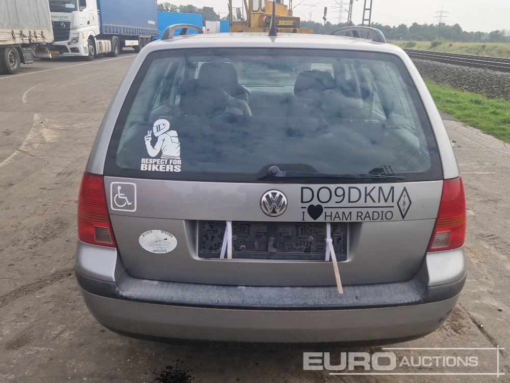 2002 Volkswagen Petrol, Automatic, AC (German Reg. Docs. Available) - Car: picture 4 2002 Volkswagen Petrol, Automatic, AC (German Reg. Docs. Available) - Car: picture 4