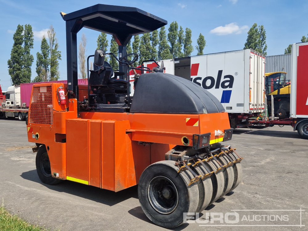 Roller 2010 Dynapac CP142: picture 7