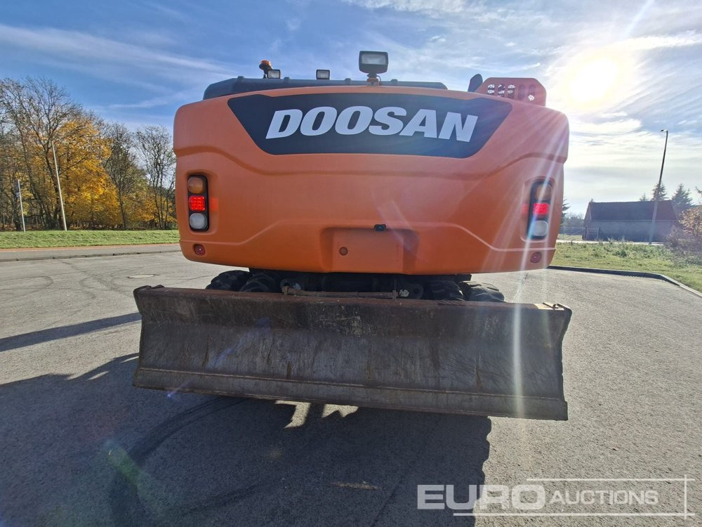 2013 Doosan DX160W - Wheel excavator: picture 3 2013 Doosan DX160W - Wheel excavator: picture 3
