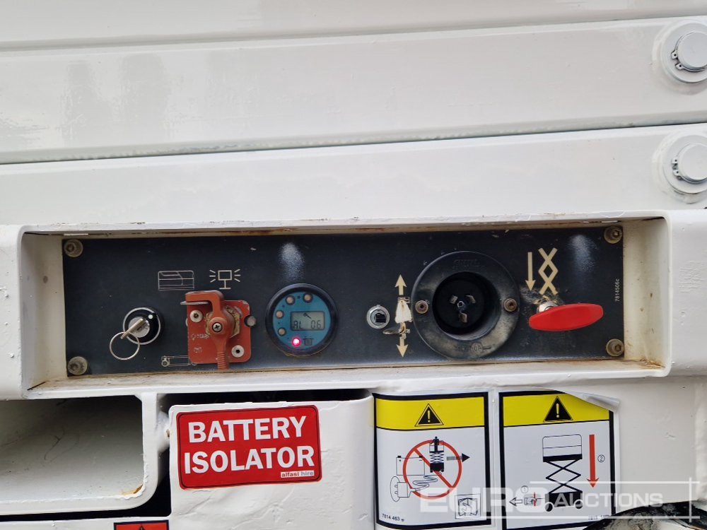 Scissor lift 2013 Haulotte Compact 14: picture 18