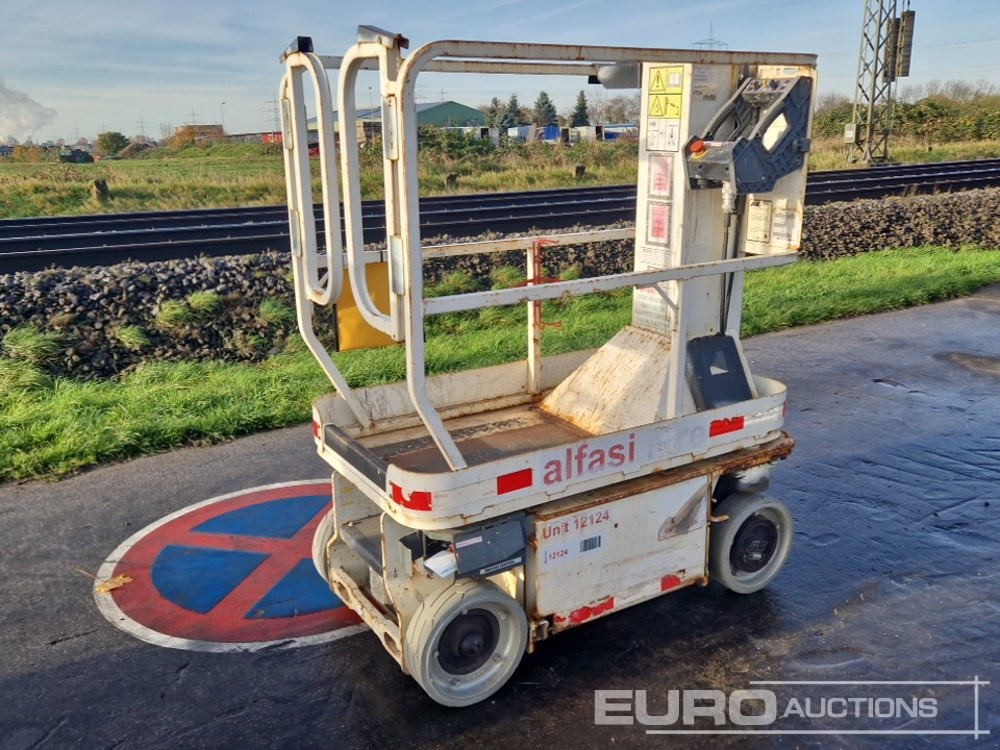 2013 JLG 1230ES - Vertical mast lift: picture 1 2013 JLG 1230ES - Vertical mast lift: picture 1