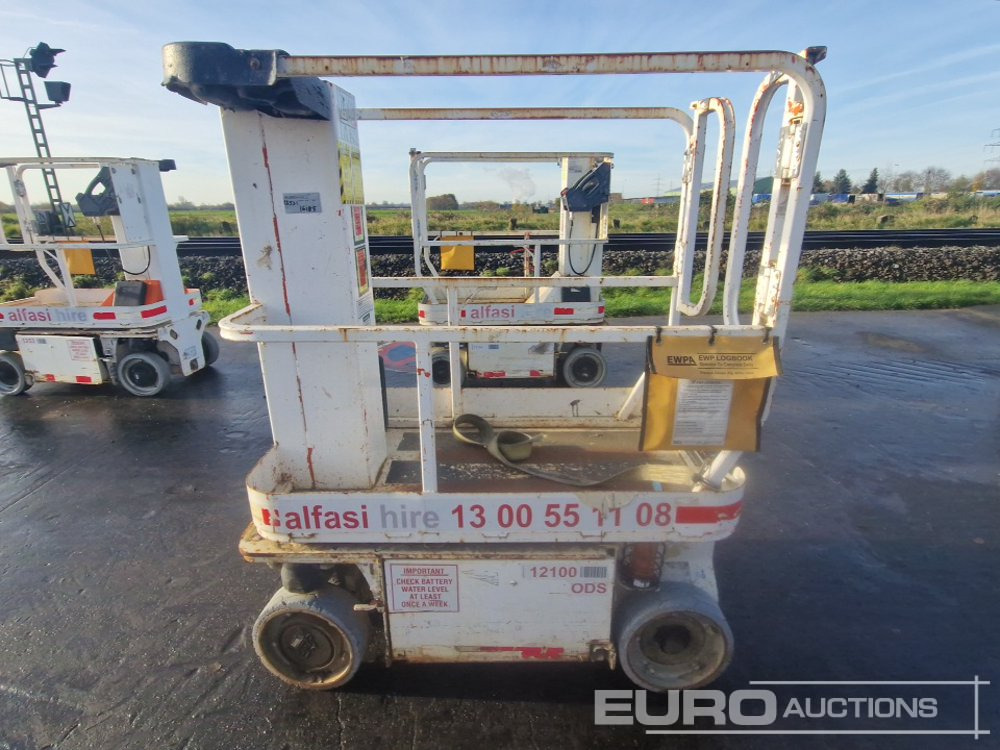 2013 JLG 1230ES - Vertical mast lift: picture 5 2013 JLG 1230ES - Vertical mast lift: picture 5